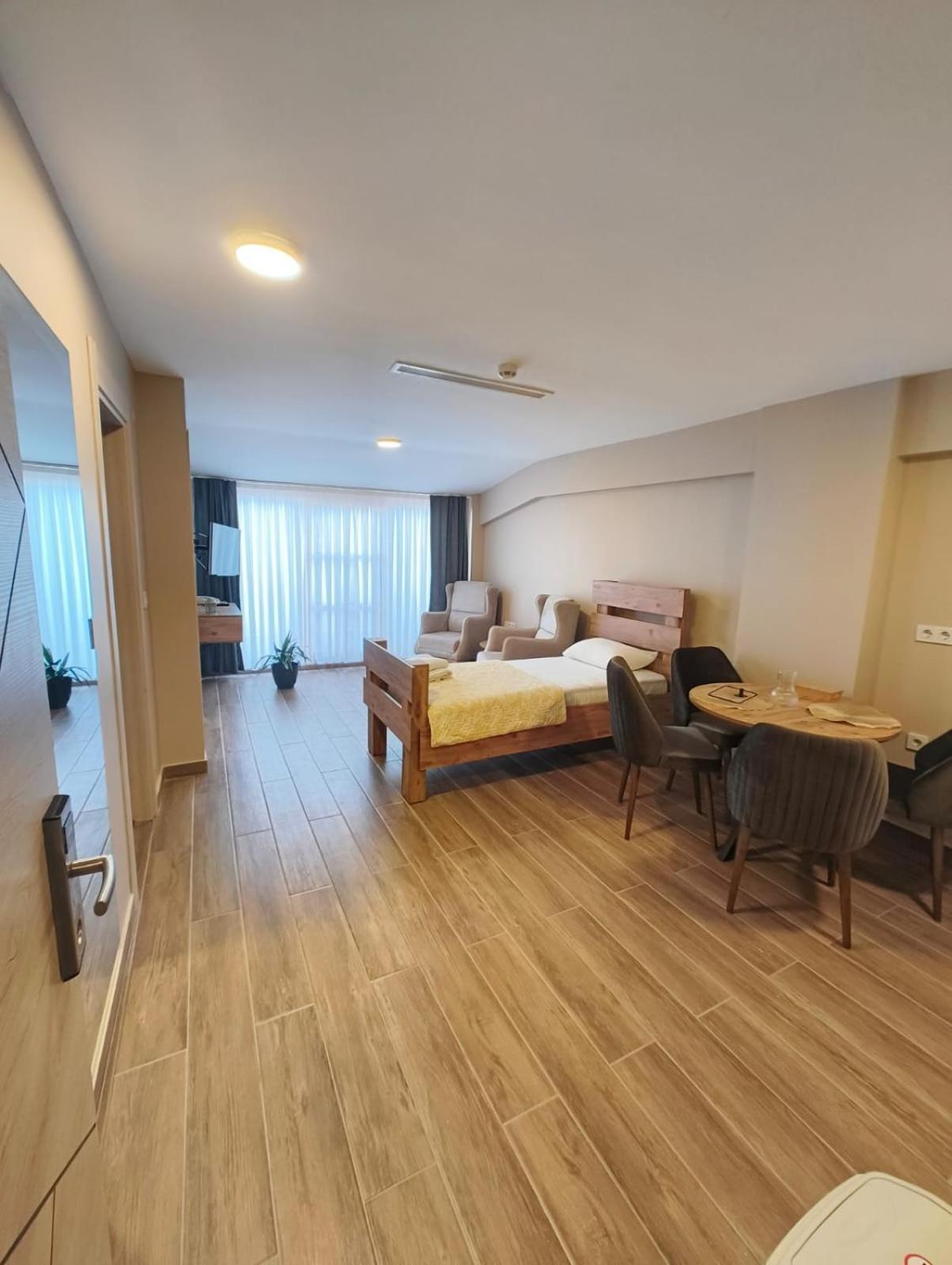 Majestik Hotel Istanbul Luaran gambar